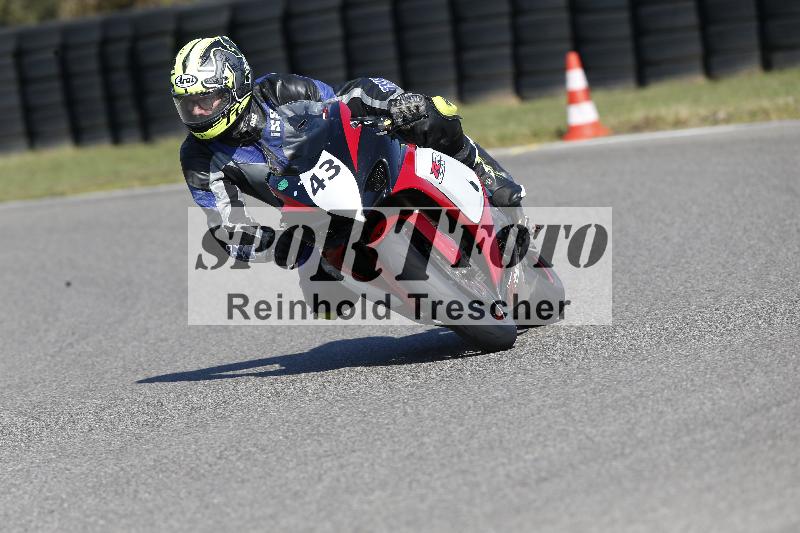 /Archiv-2025/49 26.08.2025 Cornu Master School ADR/blau-bleu/43